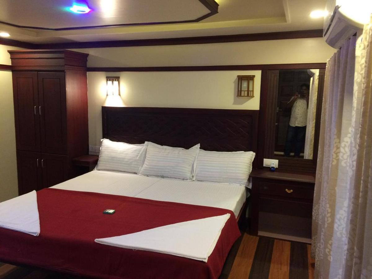 Beach Paradise Day Cruise Houseboat Alappuzha Exteriér fotografie