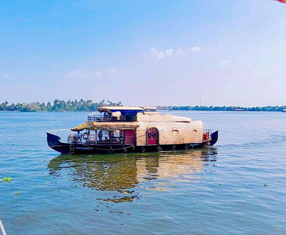 Beach Paradise Day Cruise Houseboat Alappuzha Exteriér fotografie