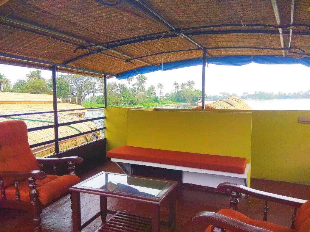 Beach Paradise Day Cruise Houseboat Alappuzha Exteriér fotografie
