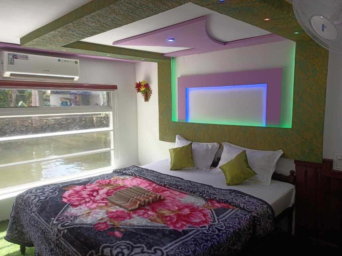 Beach Paradise Day Cruise Houseboat Alappuzha Exteriér fotografie