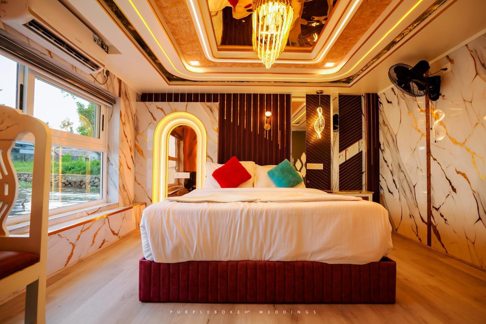 Beach Paradise Day Cruise Houseboat Alappuzha Exteriér fotografie