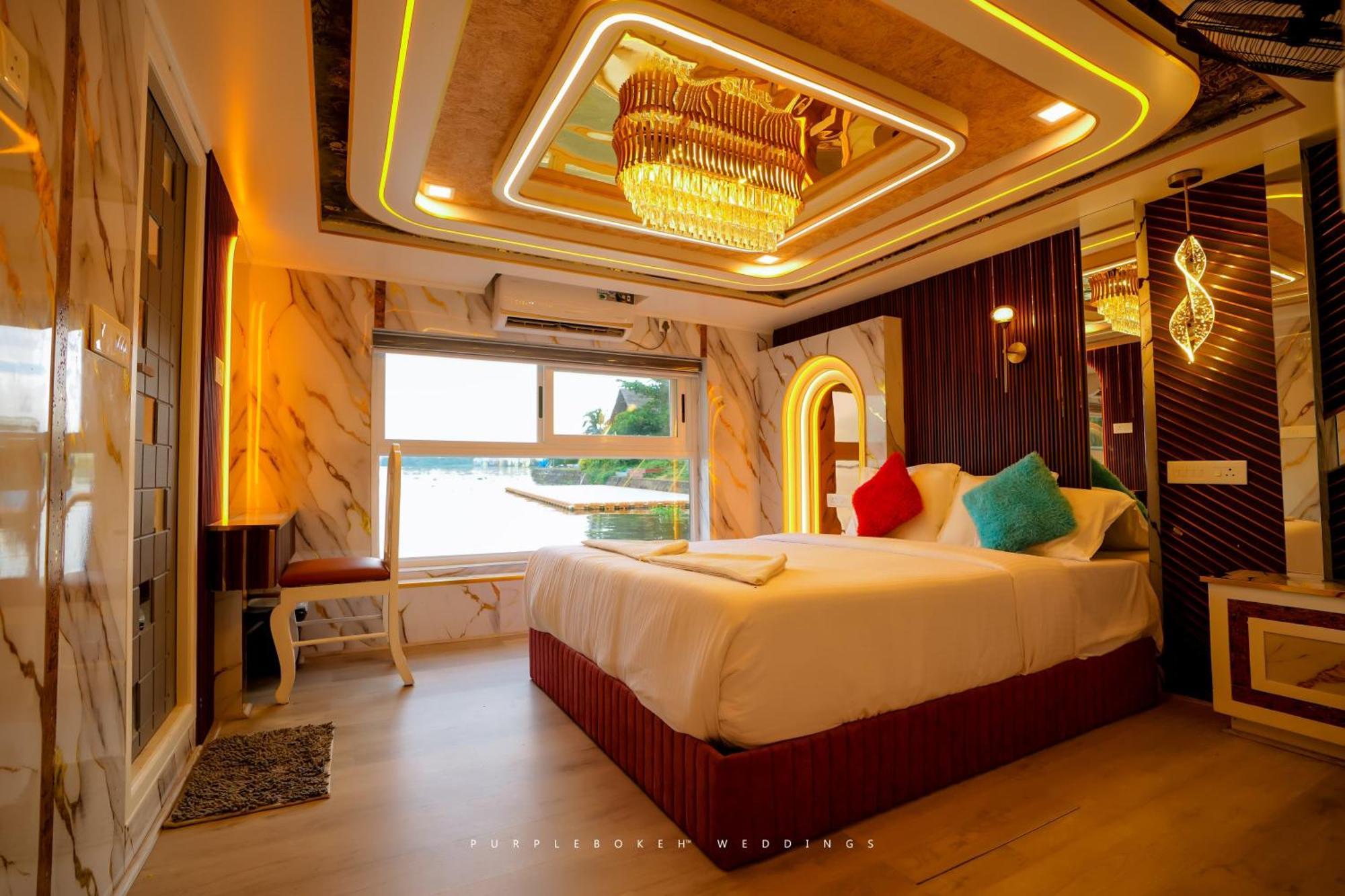 Beach Paradise Day Cruise Houseboat Alappuzha Exteriér fotografie
